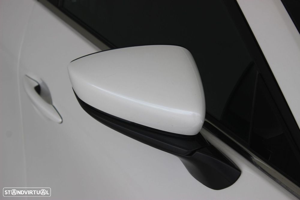 Mazda 3 - 5