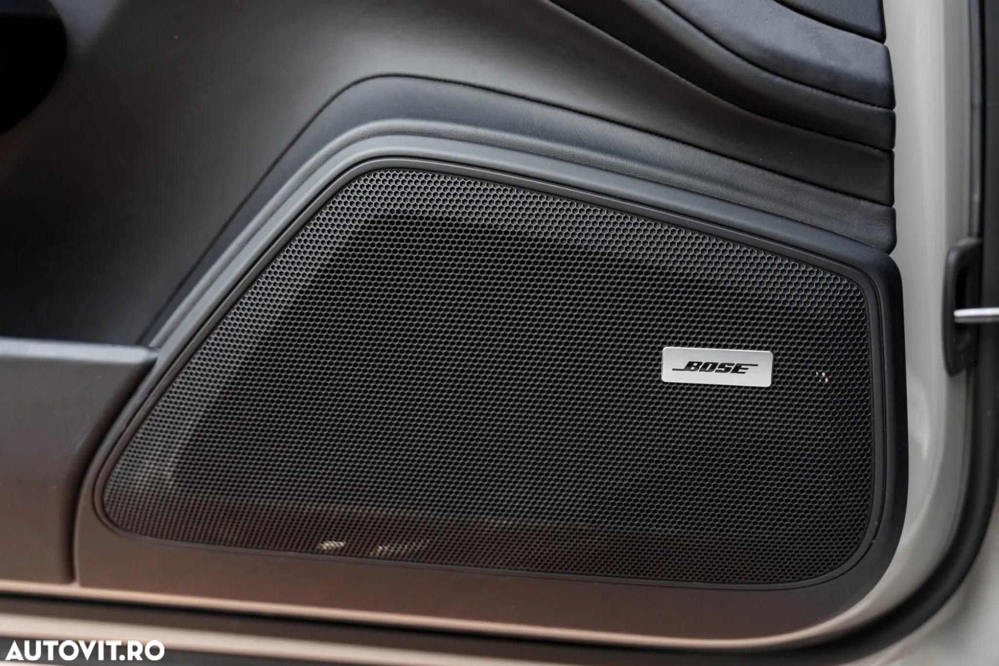 Porsche Panamera 4S - 37