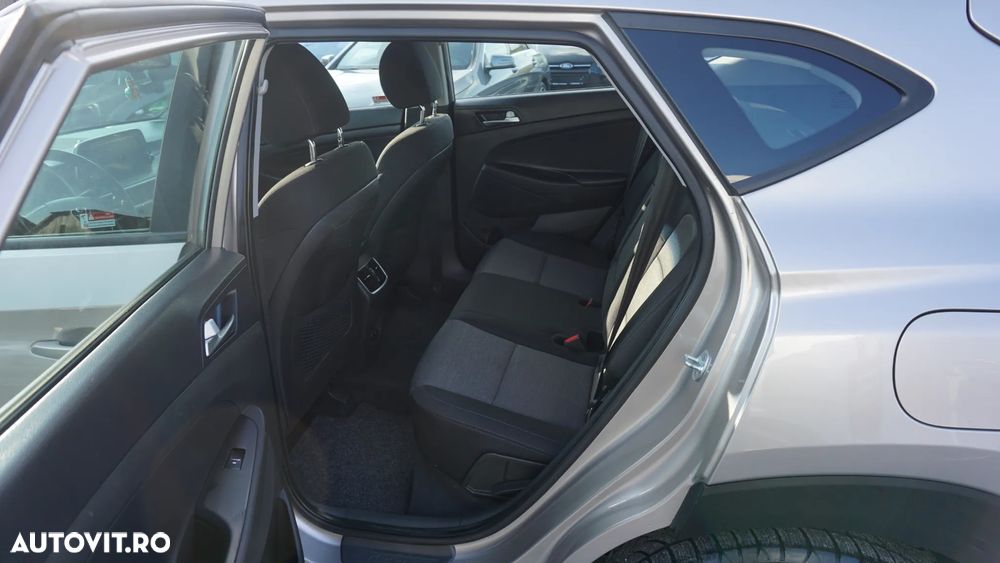 Hyundai Tucson 1.6 CRDi 48V-Hybrid 2WD DCT Select - 8