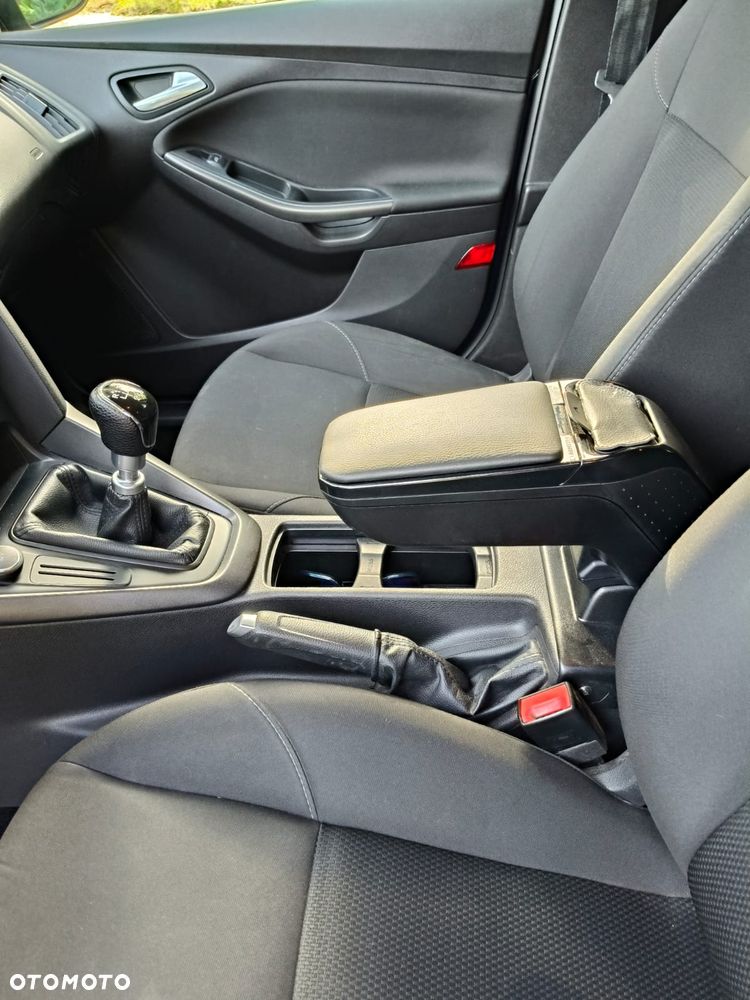Ford Focus 1.6 TDCi Trend - 18