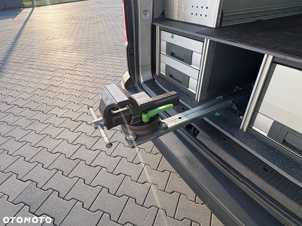 Volkswagen Transporter T6.1 - 31