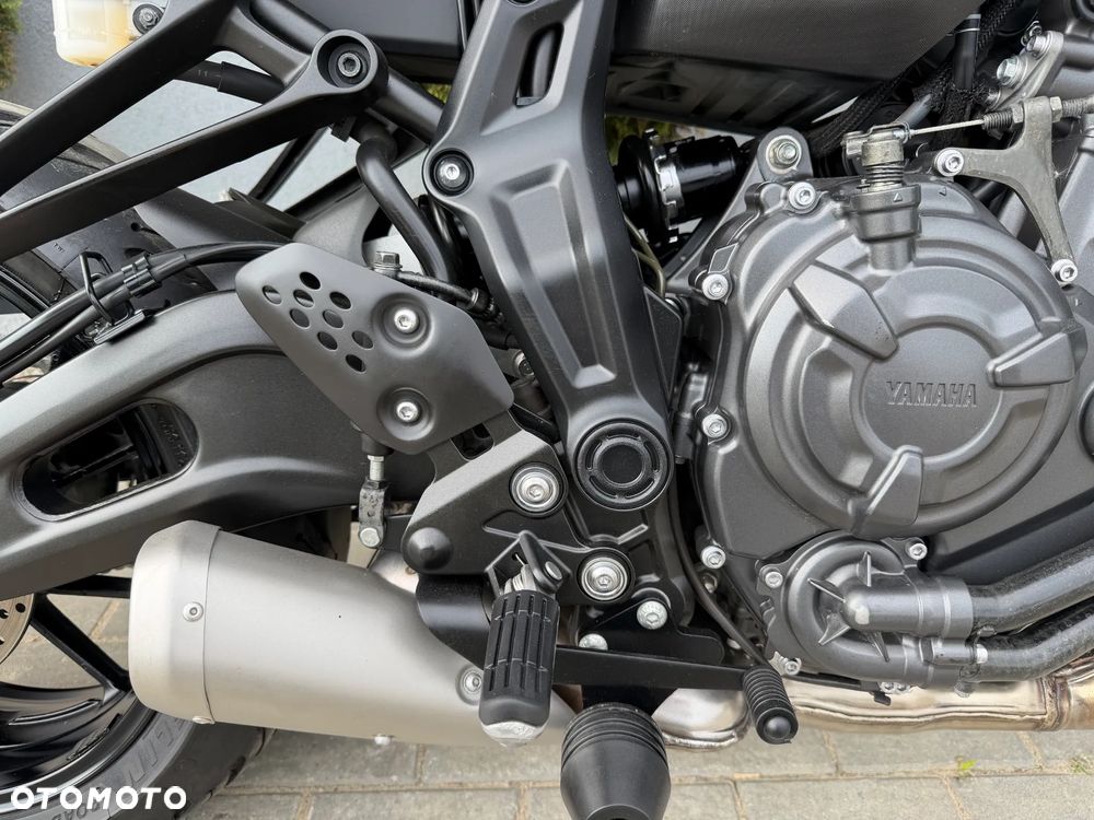 Yamaha MT - 21