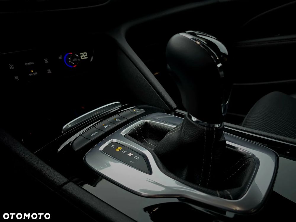 Opel Insignia 2.0 T Business Elegance S&S - 24