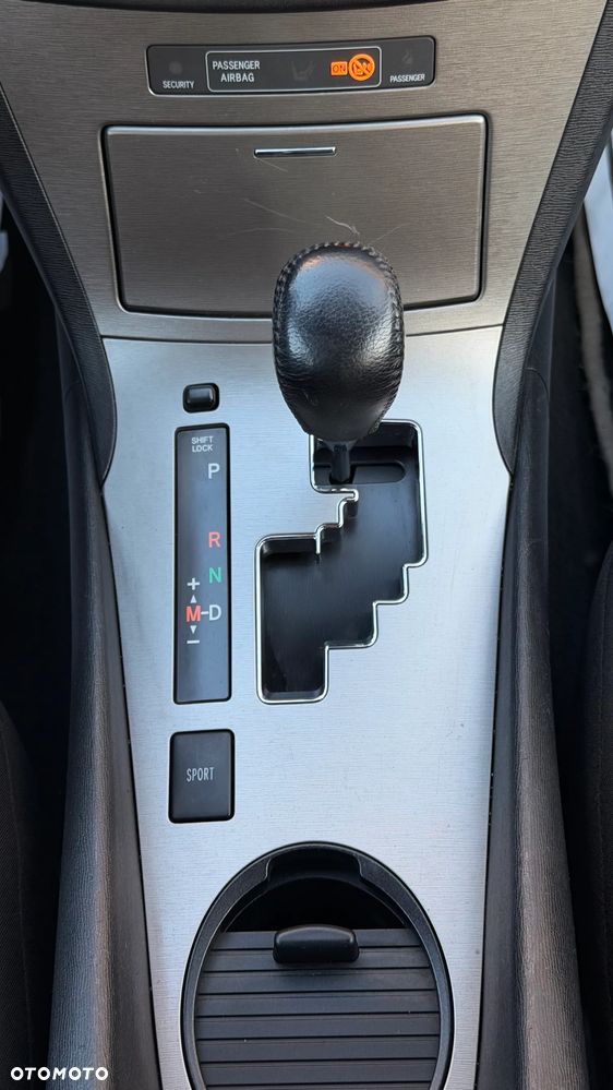 Toyota Avensis 2.0 Multidrive S Executive - 8