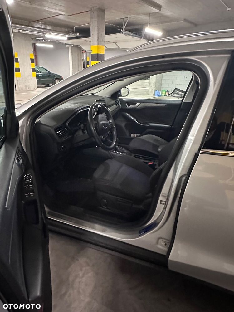Ford Focus SW 2.0 EcoBlue Titanium Business - 9