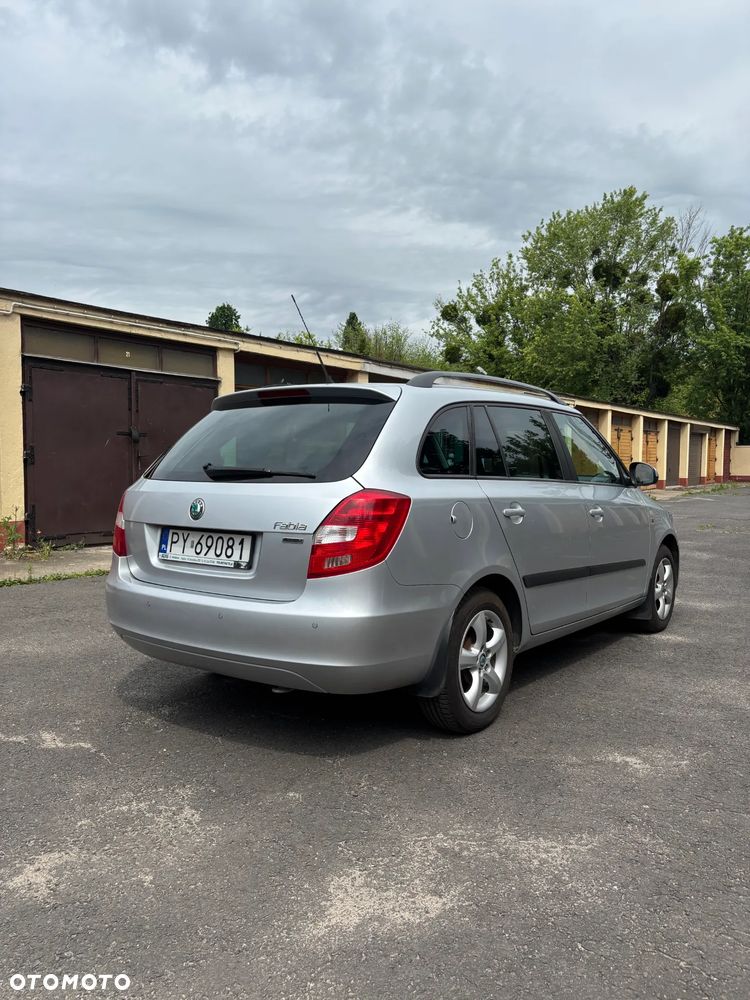 Skoda Fabia 1.4 16V Family - 4