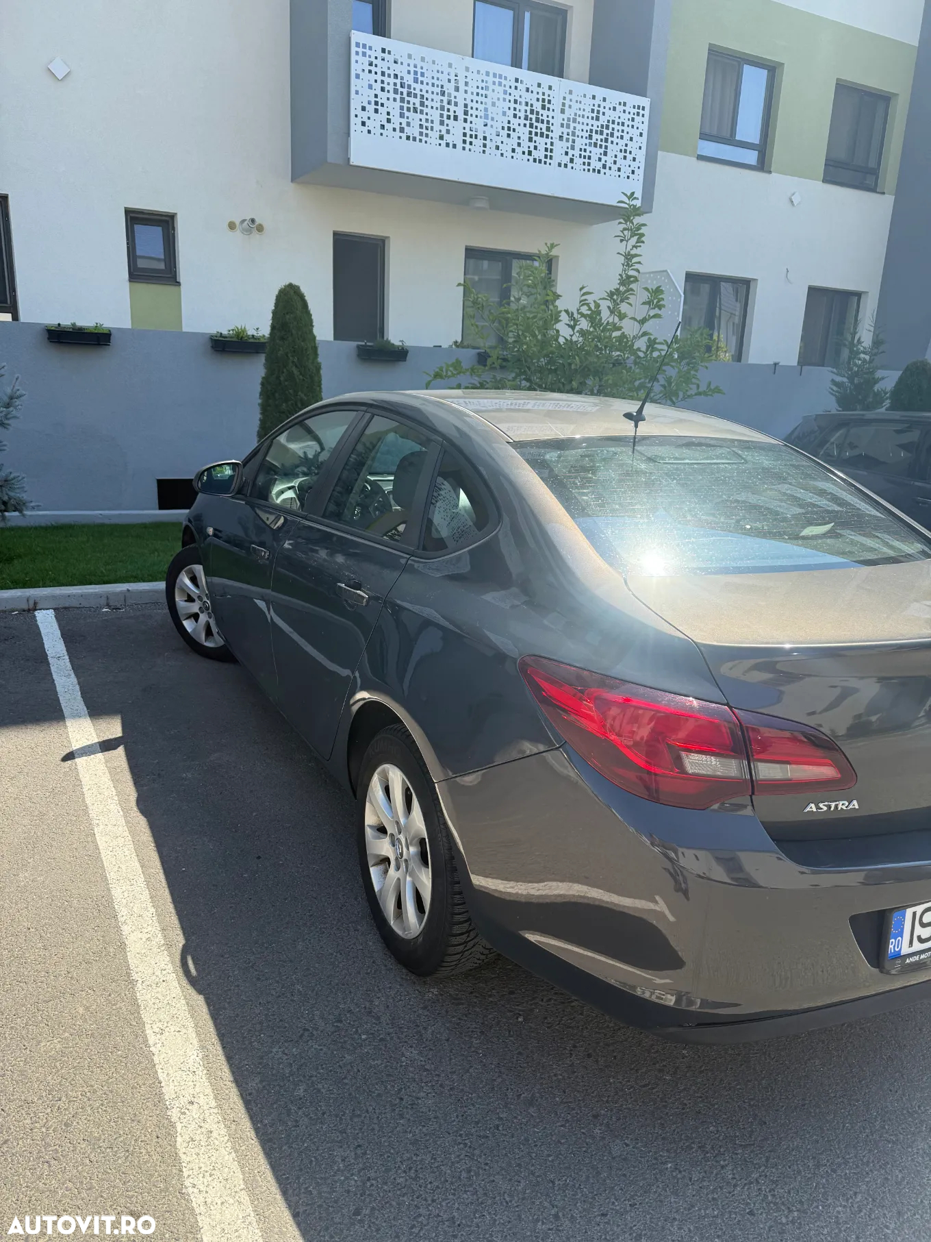 Opel Astra 1.4 ECOTEC Sport - 4