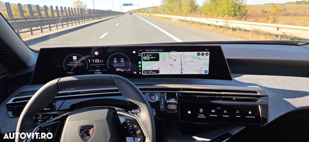 Peugeot 3008 1.2L 136 e-DCS6 MHEV Allure - 8