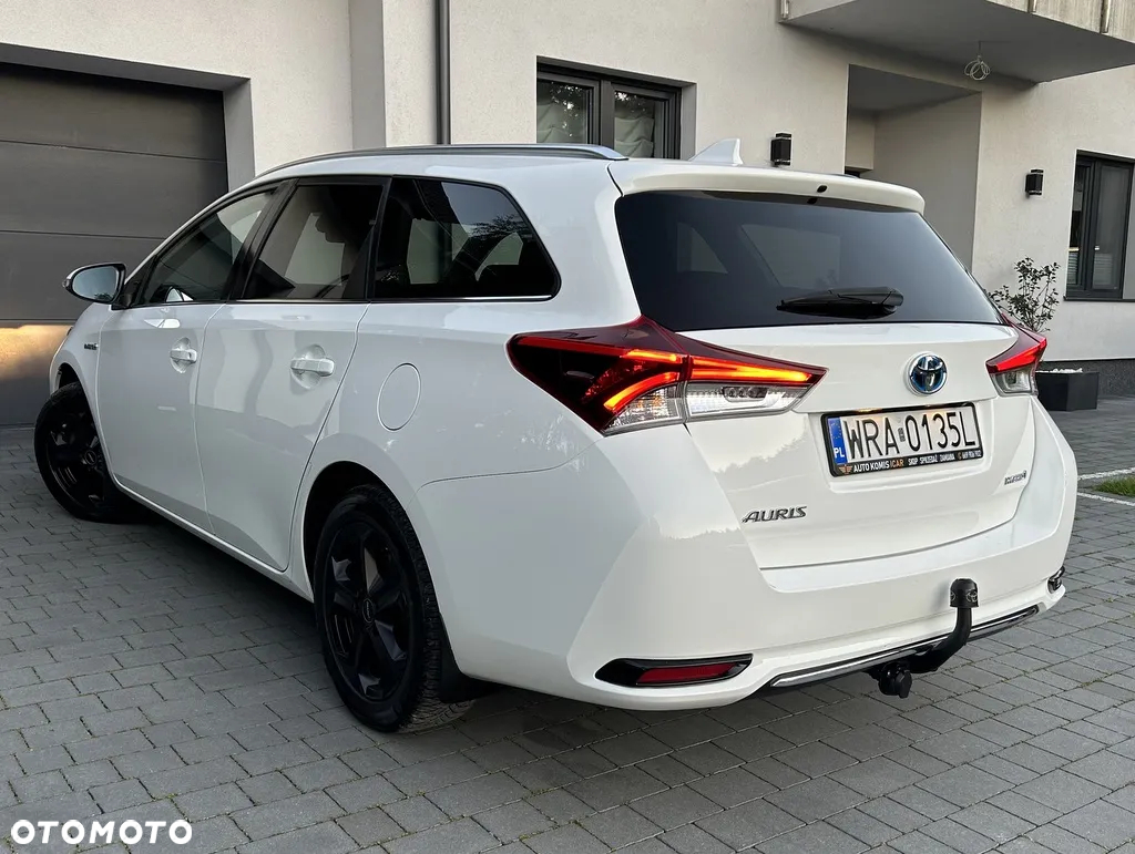 Toyota Auris - 16