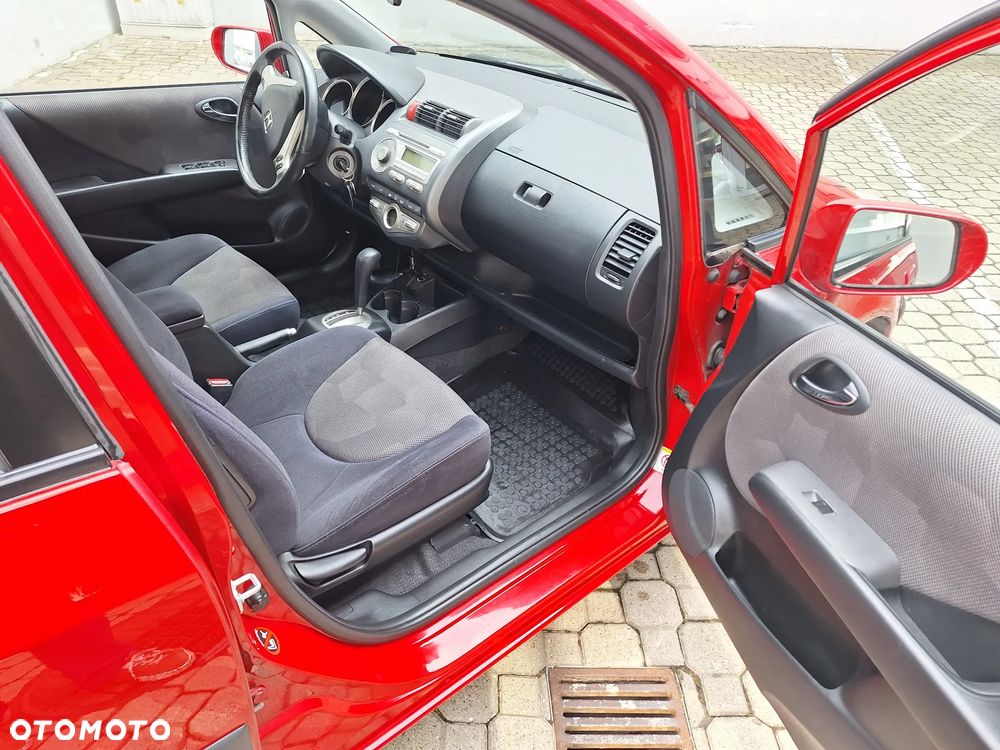 Honda Jazz 1.4 CVT ES - 21