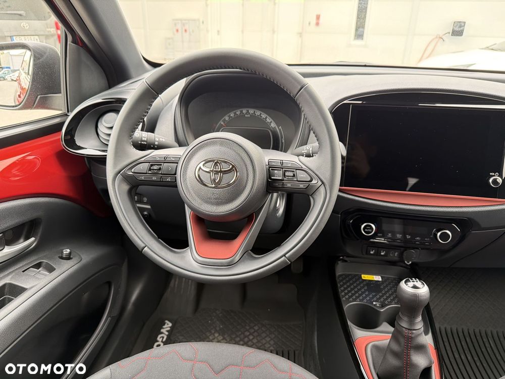Toyota Aygo X - 13