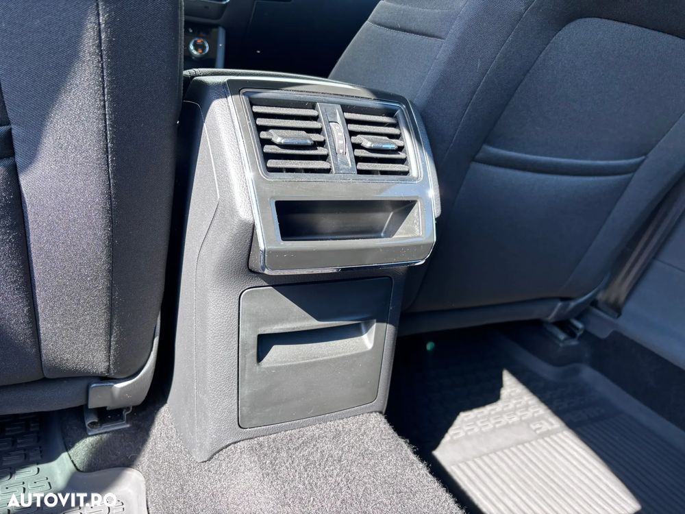 Skoda Superb 2.0 TDI DSG Style - 28