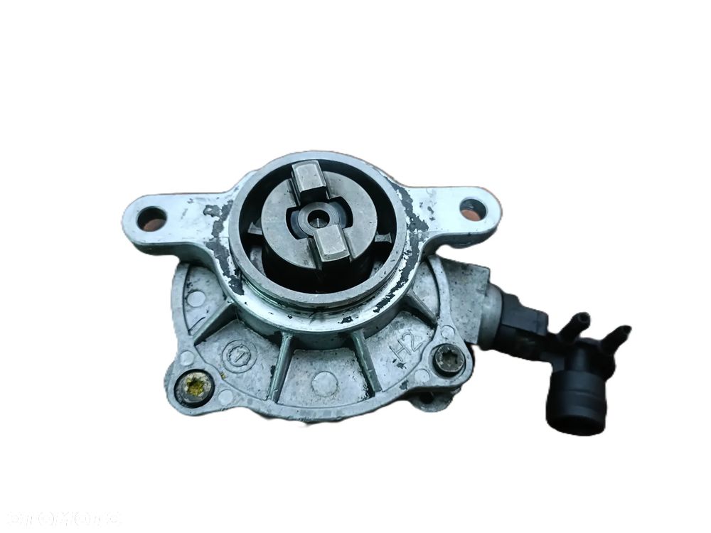 RENAULT LAGUNA II 01-07 r. 2,2 DCI POMPA VACUM WAKUM 8200102535P * - 1