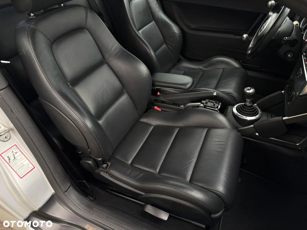 Audi TT Coupé - 19