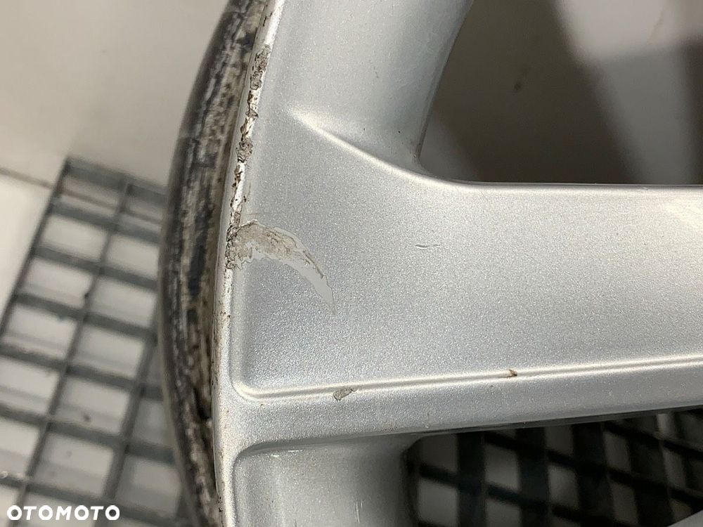 FELGI ALUMINIOWE KOMPLET 17'' 7J 5X120 72,1 ET 47  BMW 1 (E87) 2003 - 2013 120 d 120 kW [163 KM] - 3