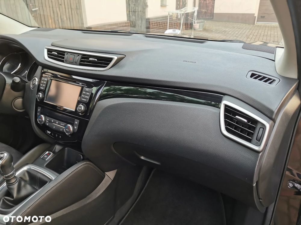 Nissan Qashqai 1.6 DIG-T N-Connecta - 20