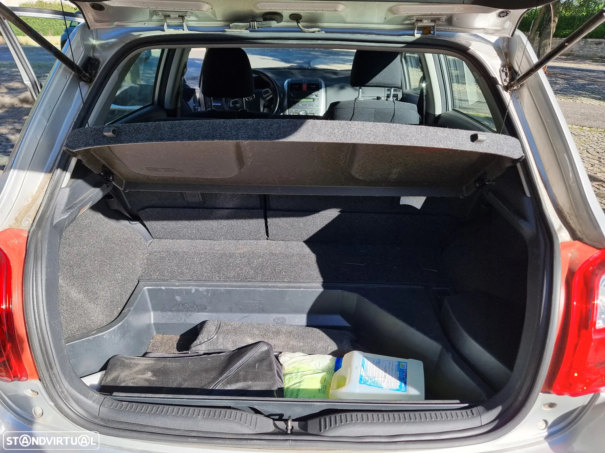 Toyota Auris 1.8 HSD P.Te.+JLL17 - 8