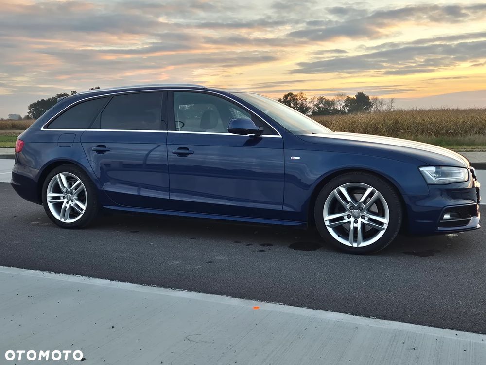 Audi A4 Avant 2.0 TDI DPF clean diesel quattro S line Sportpaket - 20
