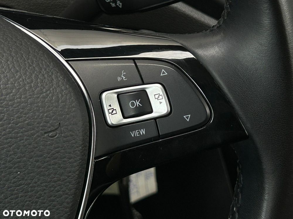 Volkswagen T-Roc 1.0 TSI - 22