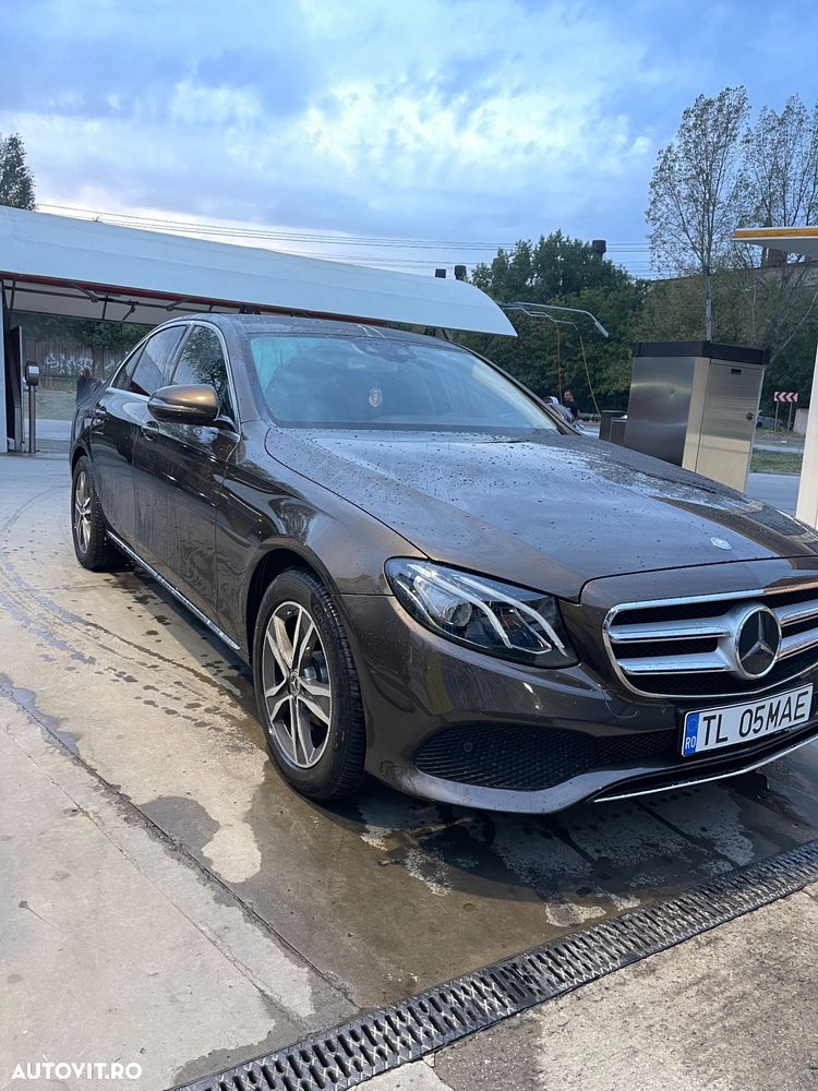 Mercedes-Benz E 220 d Aut. - 4