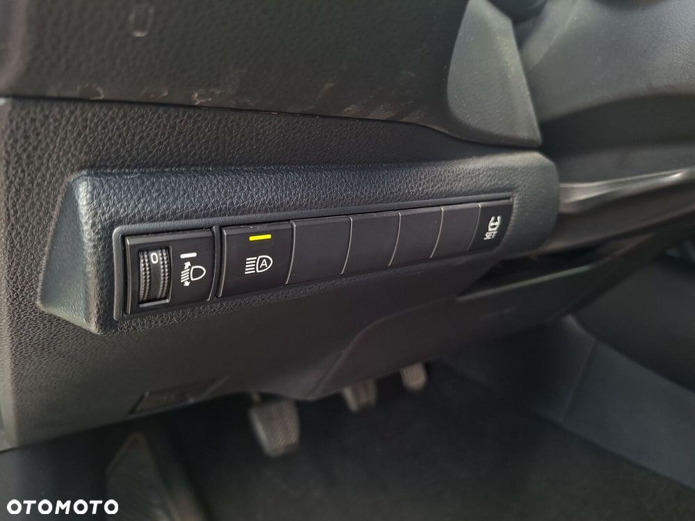 Toyota Corolla - 24