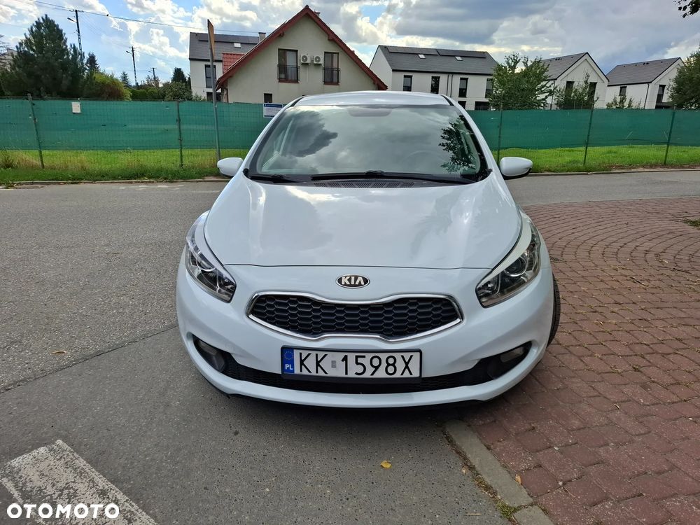 Kia Ceed - 3
