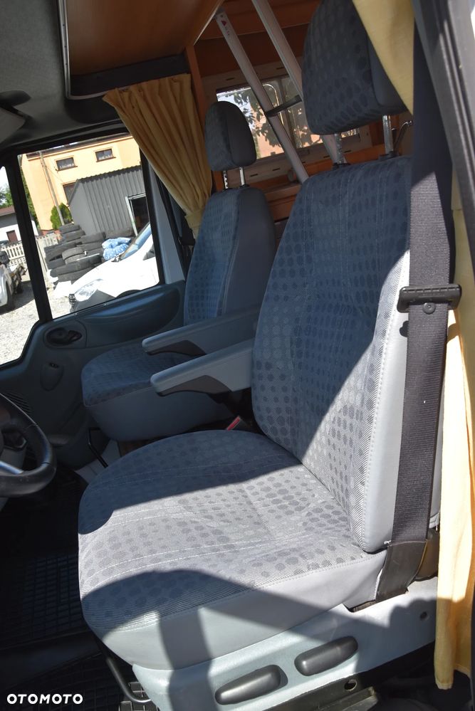 Ford CHAUSSON FLASH 01 - 25