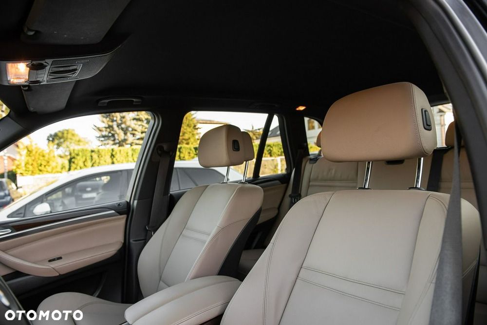 BMW X5 xDrive35d - 9