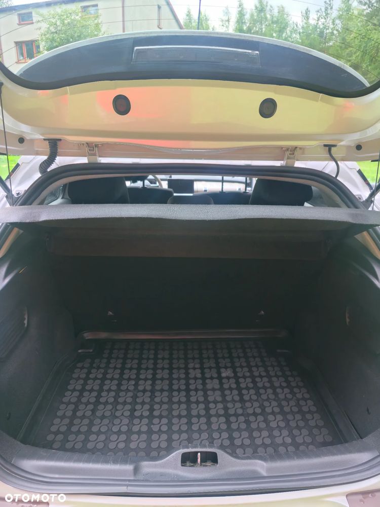Citroën C4 Cactus - 13