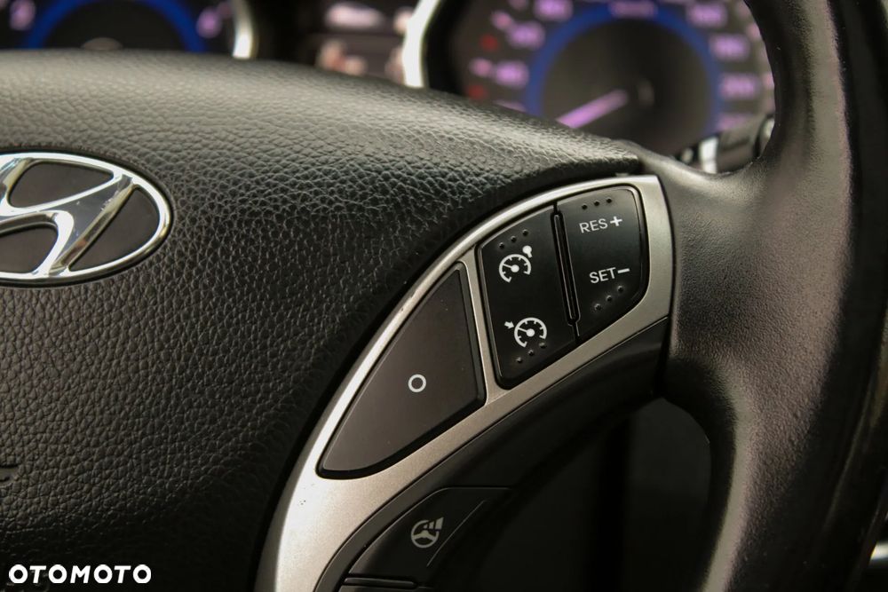 Hyundai i30 1.6 GDI DCT Premium - 35