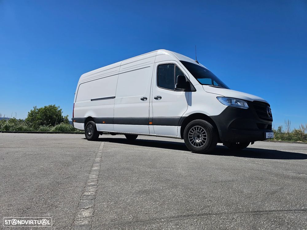 Mercedes-Benz Sprinter 319 CDI - 2