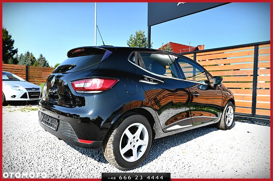 Renault Clio 1.2 16V Limited - 12