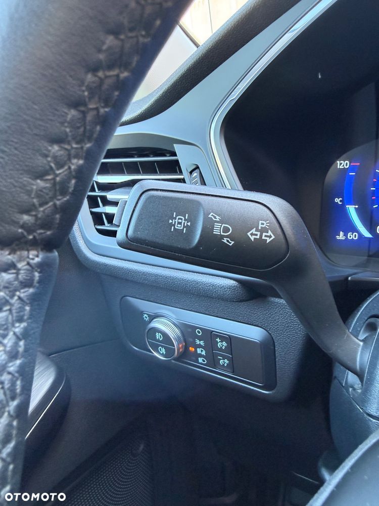 Ford Kuga 2.0 EcoBlue Hybrid TITANIUM X - 34