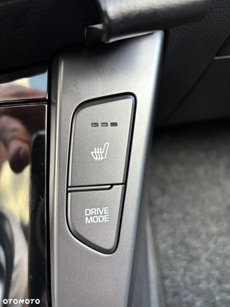 Hyundai i40 Kombi 1.7 CRDi Premium - 31