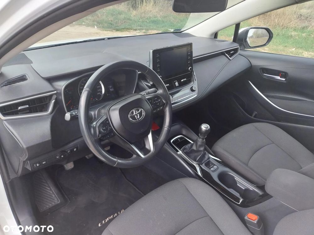 Toyota Corolla 1.5 Comfort - 9