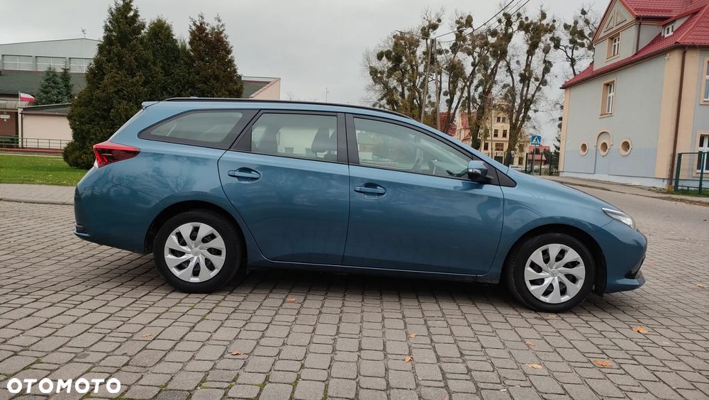Toyota Auris 1.33 Dual-VVT-i Comfort - 17
