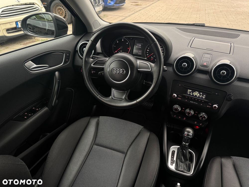 Audi A1 Sportback 1.6 TDI S tronic S line edition - 15