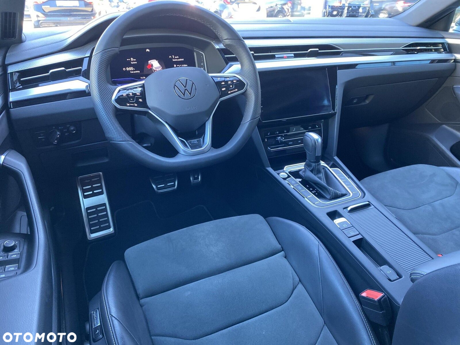 Volkswagen Arteon 2.0 TDI 4Motion R-Line DSG - 13
