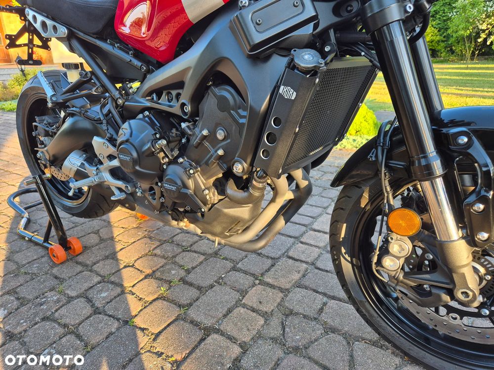 Yamaha XSR - 12