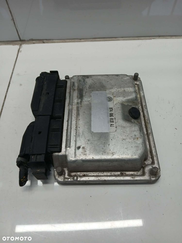KOMPUTER ECU VW T4 2.5 TDi 074906018AJ AXG STEROWNIK SILNIKA TRANSPORTER - 4