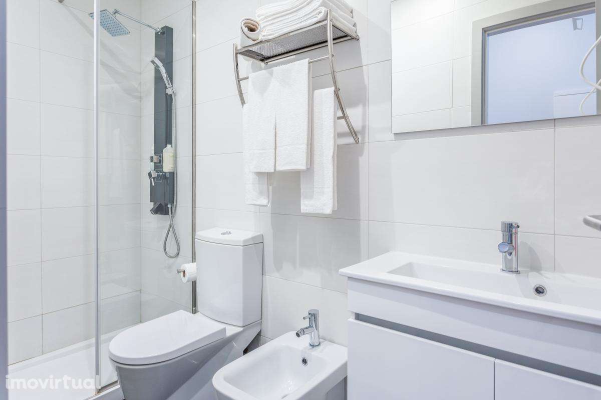 Apartamento com 1 quartos - localizado em Santo Ildefonso Porto - Grande imagem: 4/24