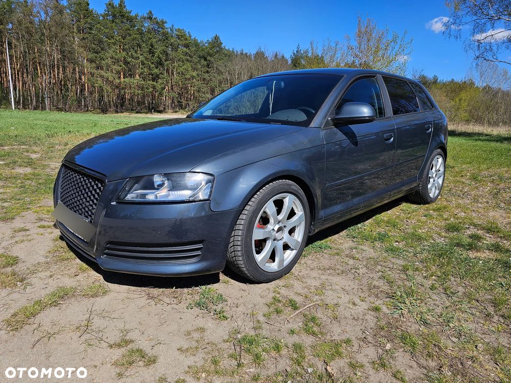 Audi A3 Sportback 2.0 TDI DPF Attraction - 1