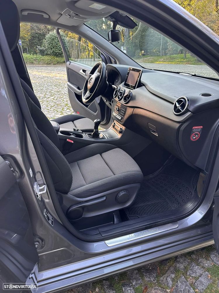Mercedes-Benz B 180 (CDI) d Urban - 13