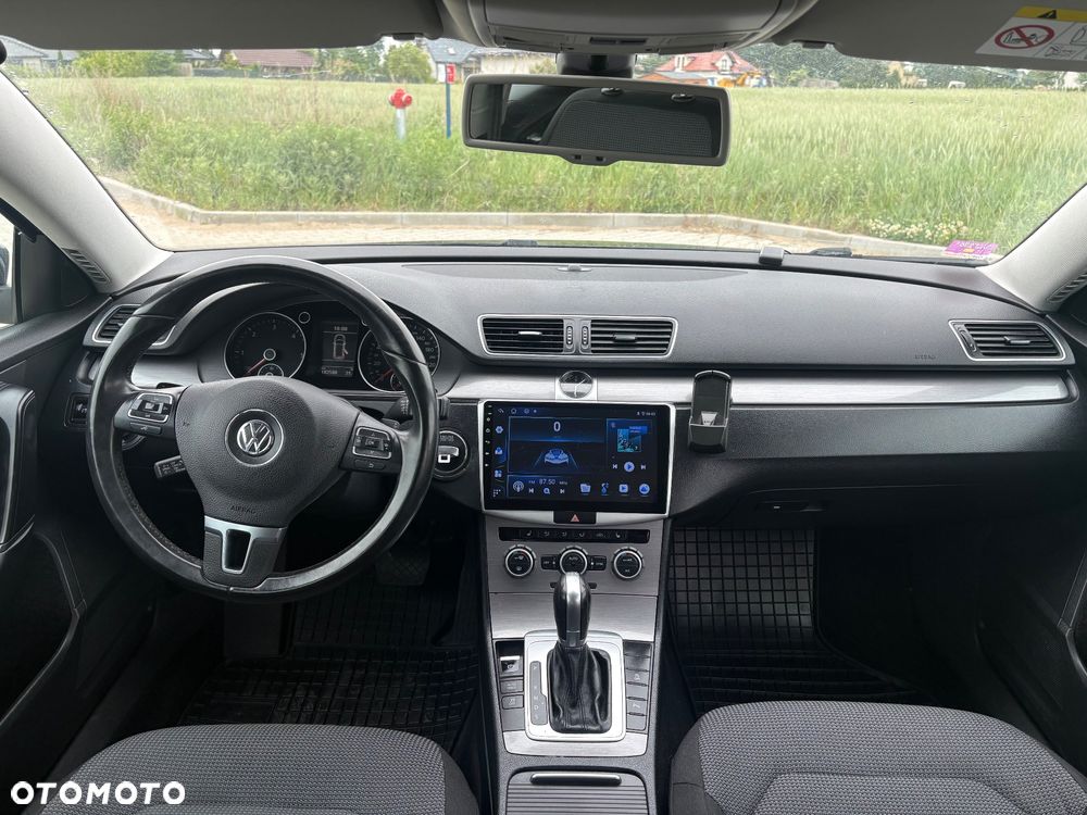 Volkswagen Passat 2.0 Blue TDI DSG SCR Comfortline - 8