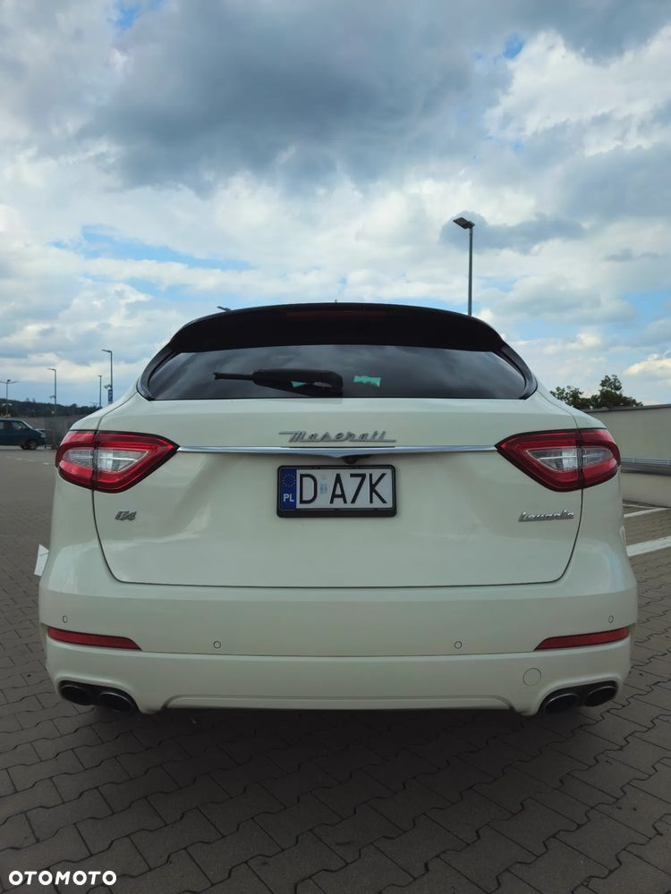 Maserati Levante - 7