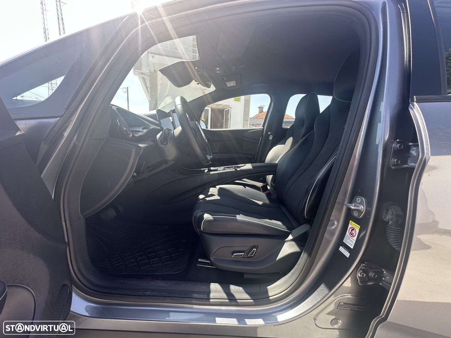 BYD Dolphin 60.4 kWh Comfort - 15