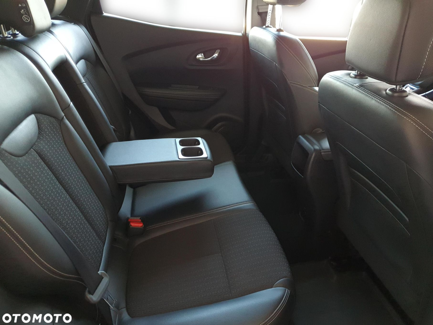 Renault Kadjar 1.5 dCi Energy Intens EDC - 24