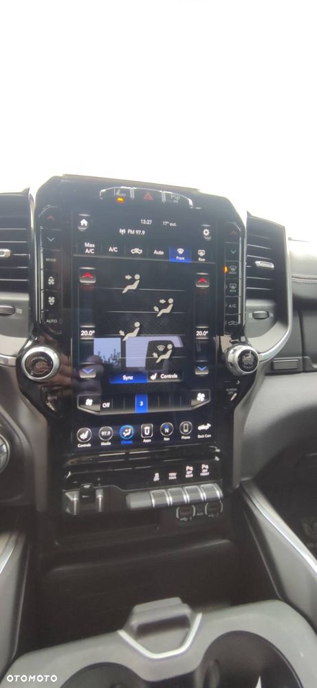 RAM 1500 Crew Cab Laramie - 5