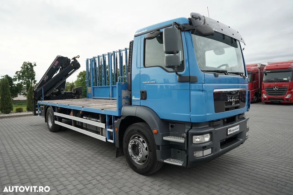 MAN TGM 18.290 / 4X2 / TRANSPORTOR STICLĂ / HIAB 122 E-2 HDS / PLATFORMĂ / CAPACITATE DE RIDICARE: 4.800 KG / RADIOCOMANDĂ / EURO 5 - 10