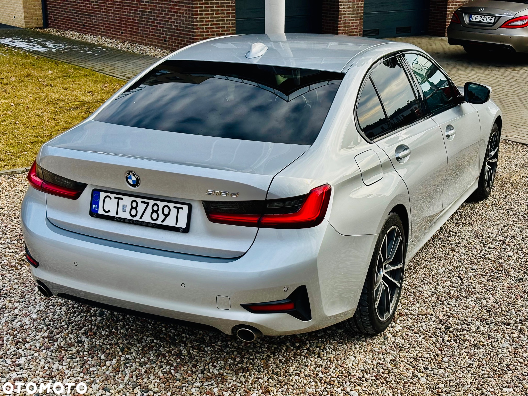 BMW Seria 3 318d Sport Line - 3